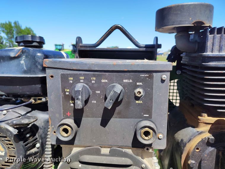 image for item ED0142 John Deere AC2-CW5170M welder/generator