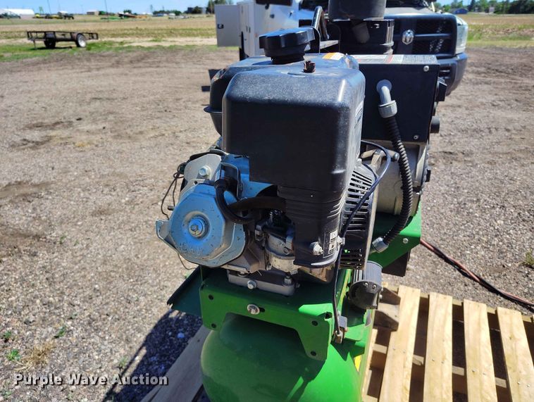 image for item ED0142 John Deere AC2-CW5170M welder/generator