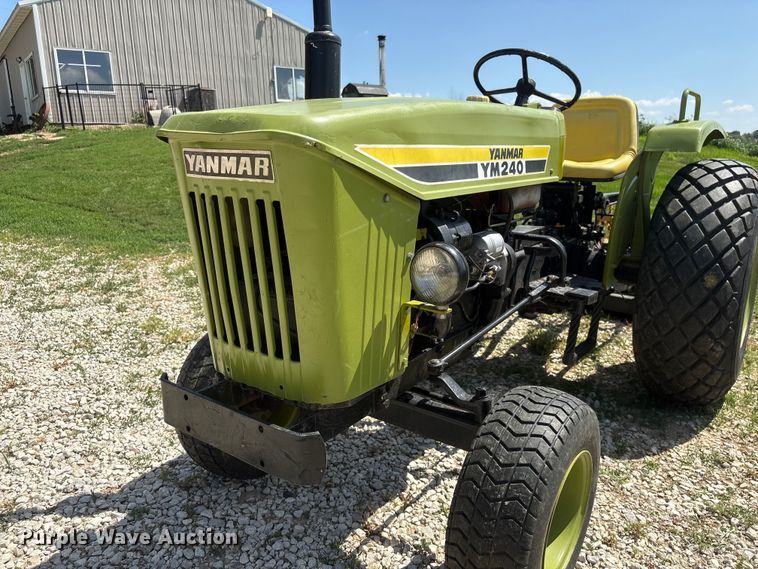 image for item EI5889 Yanmar YM240 tractor