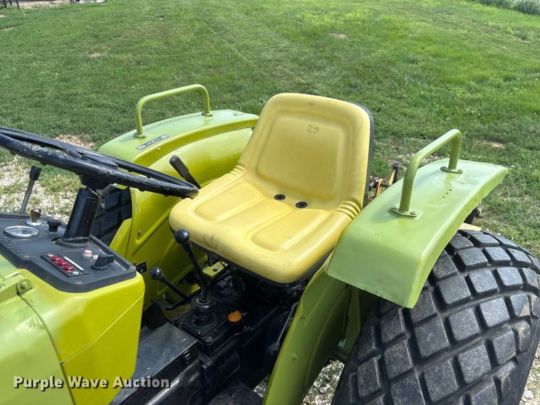 image for item EI5889 Yanmar YM240 tractor