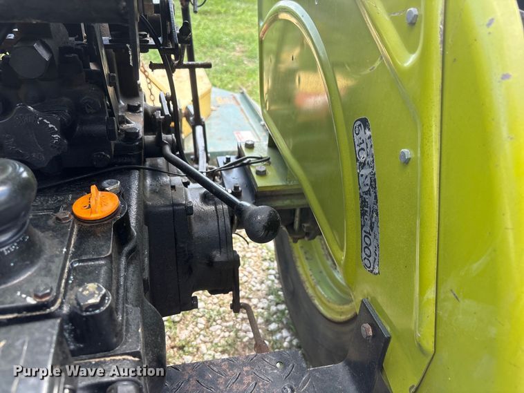 image for item EI5889 Yanmar YM240 tractor