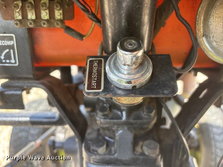 image for item EI5889 Yanmar YM240 tractor