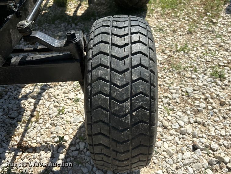 image for item EI5889 Yanmar YM240 tractor