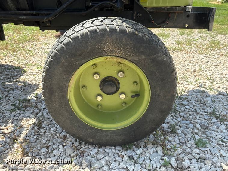 image for item EI5889 Yanmar YM240 tractor