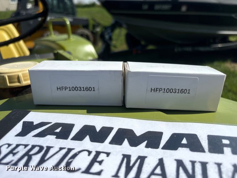 image for item EI5889 Yanmar YM240 tractor