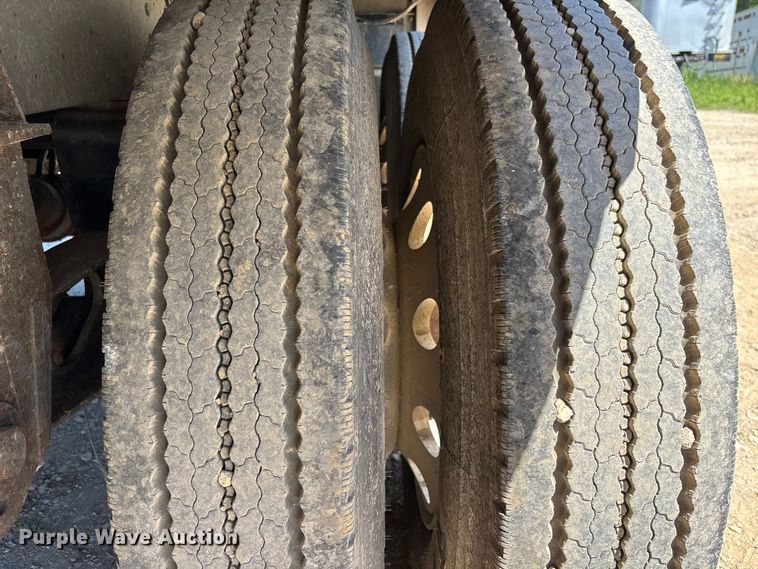 image for item EM5109 2017 Timpte, Inc grain trailer