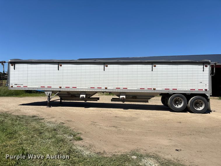 image for item EM5113 2017 Timpte, Inc Bottom Hopper Trailer