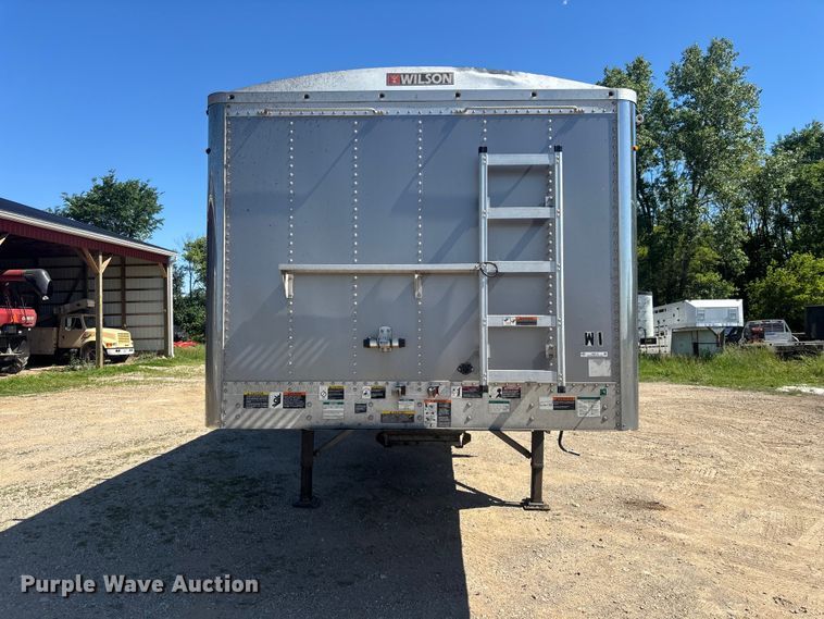 image for item EM5115 2018 Wilson Trailer Co. grain trailer