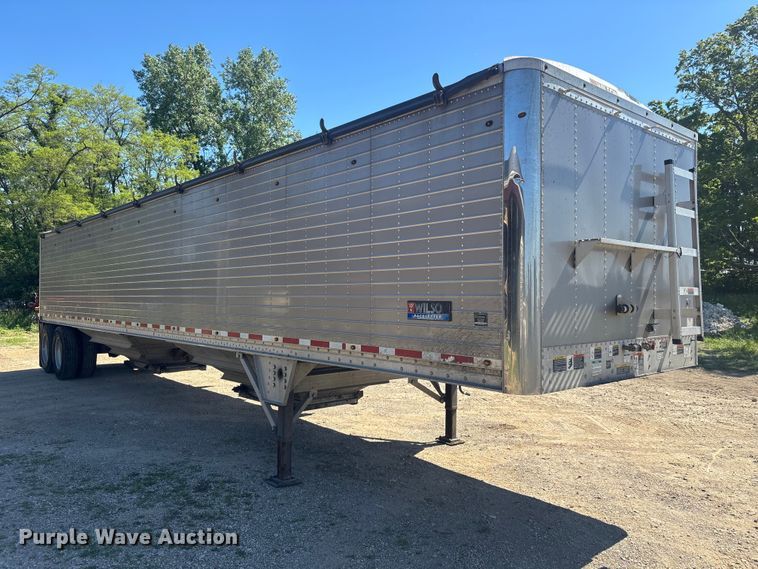 image for item EM5115 2018 Wilson Trailer Co. grain trailer