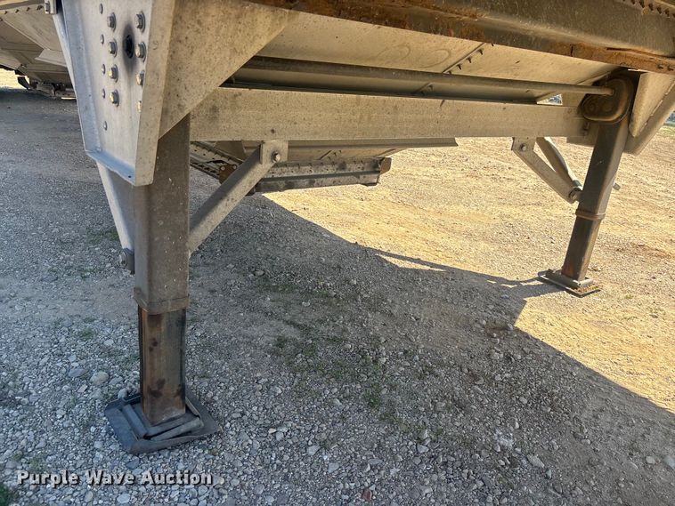 image for item EM5115 2018 Wilson Trailer Co. grain trailer