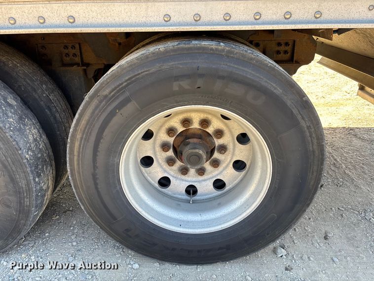 image for item EM5115 2018 Wilson Trailer Co. grain trailer