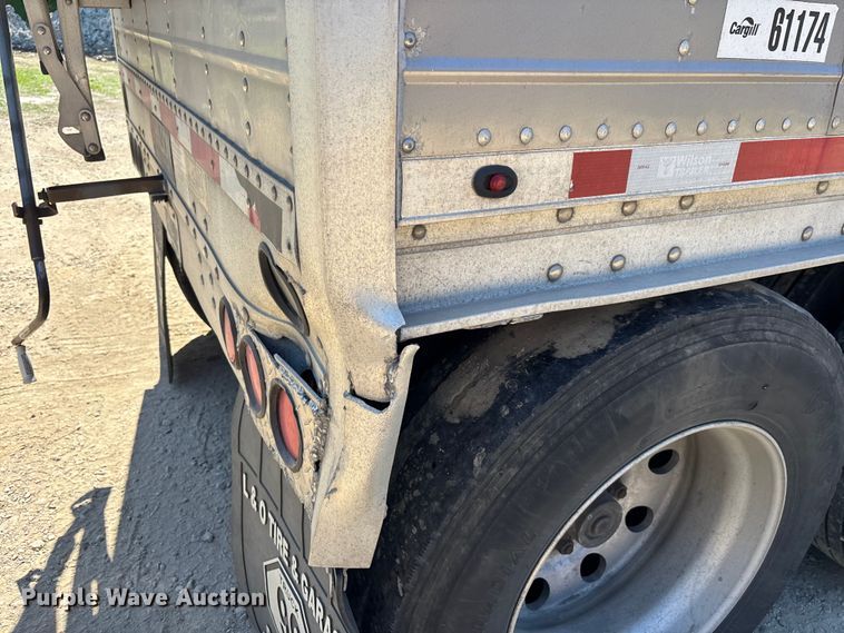 image for item EM5115 2018 Wilson Trailer Co. grain trailer