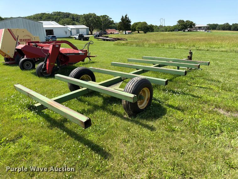 image for item EN0321 John Deere hay bale trailer