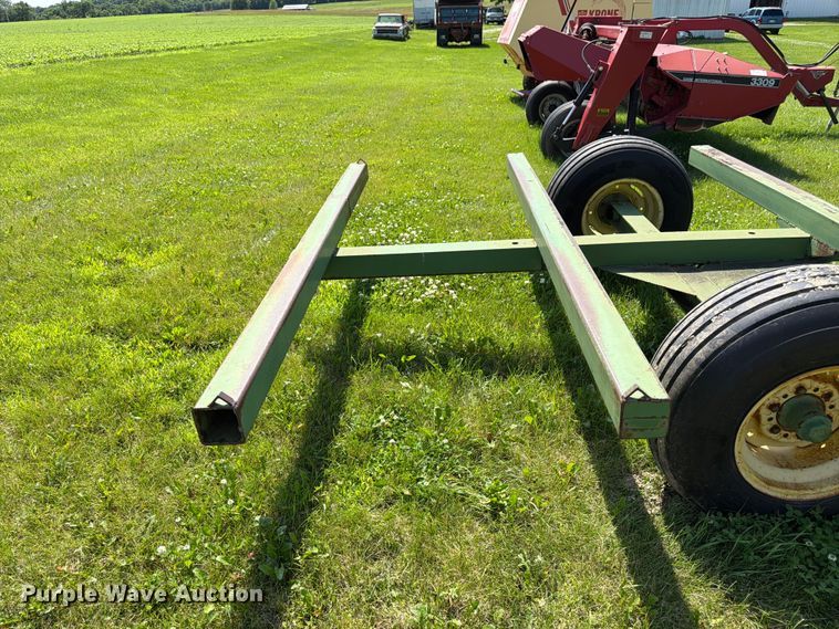 image for item EN0321 John Deere hay bale trailer