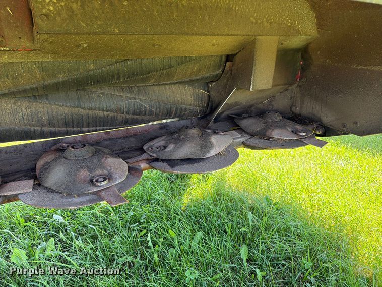image for item EN0322 J.I. Case 3309 swather / windrower