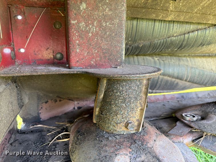 image for item EN0322 J.I. Case 3309 swather / windrower