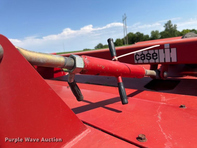 image for item EN0322 J.I. Case 3309 swather / windrower