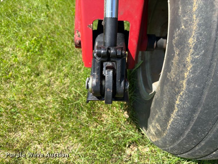 image for item EN0322 J.I. Case 3309 swather / windrower