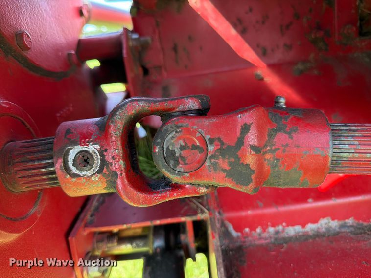 image for item EN0322 J.I. Case 3309 swather / windrower