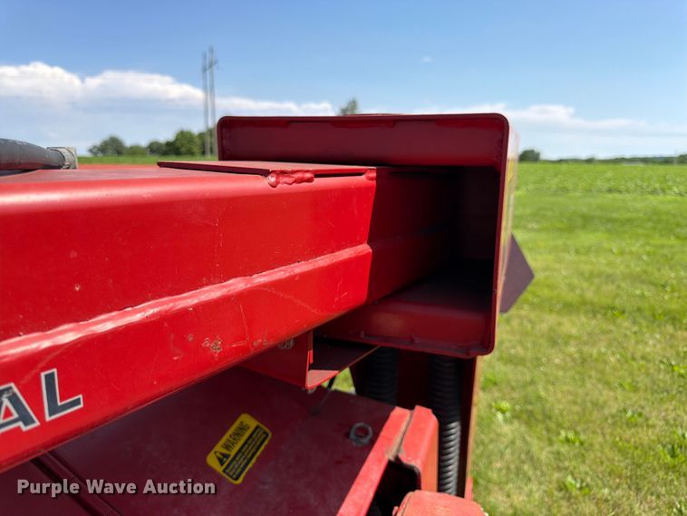 image for item EN0322 J.I. Case 3309 swather / windrower