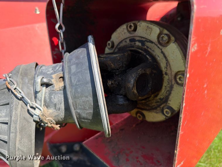 image for item EN0322 J.I. Case 3309 swather / windrower