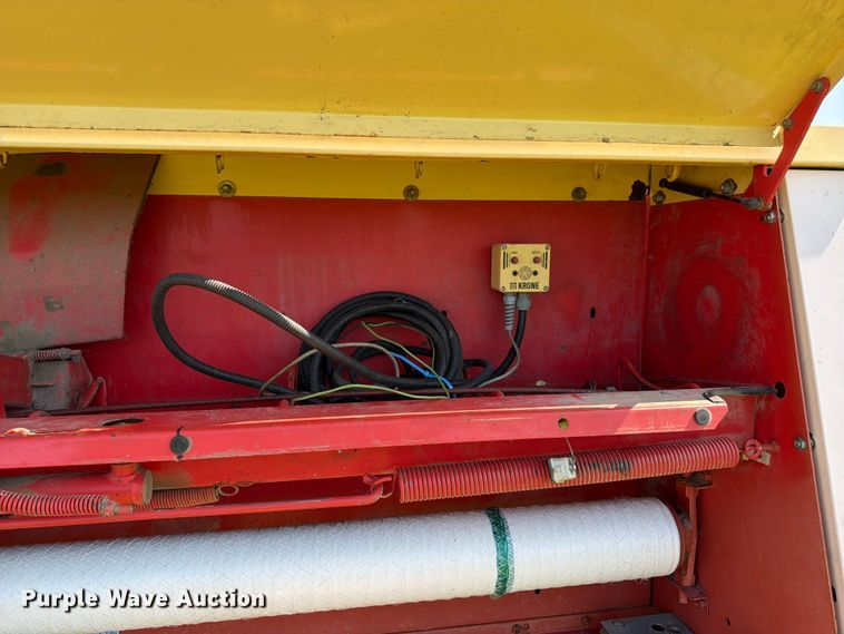 image for item EN0323 Krone KR160 round baler
