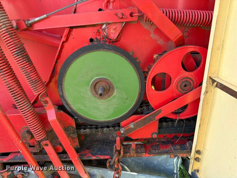 image for item EN0323 Krone KR160 round baler