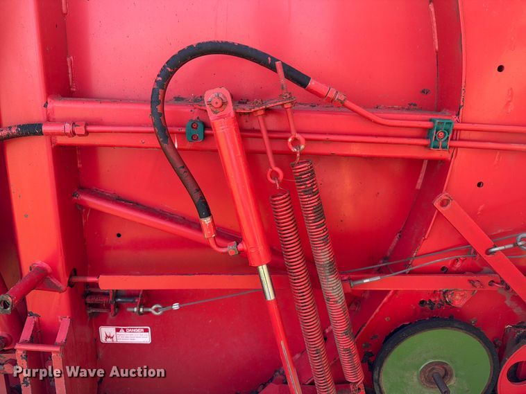 image for item EN0323 Krone KR160 round baler