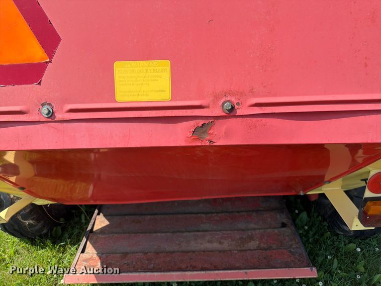 image for item EN0323 Krone KR160 round baler
