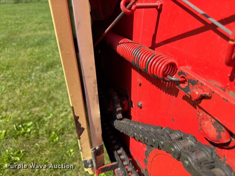 image for item EN0323 Krone KR160 round baler