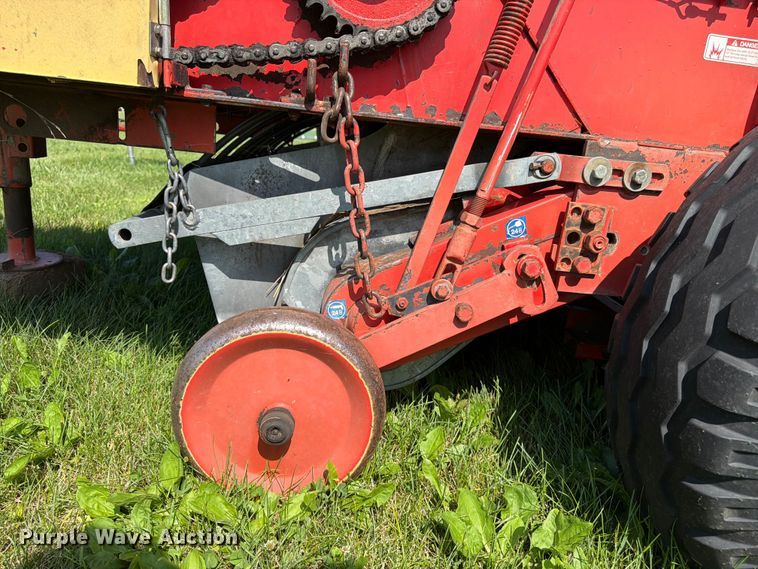 image for item EN0323 Krone KR160 round baler