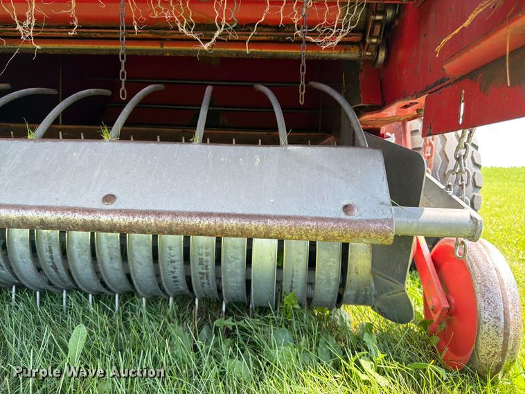 image for item EN0323 Krone KR160 round baler