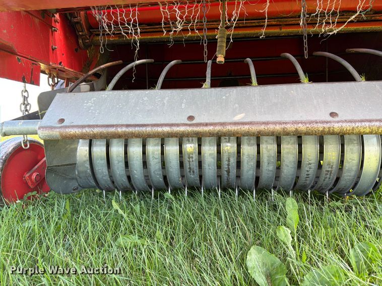image for item EN0323 Krone KR160 round baler