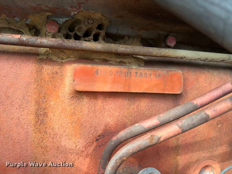 image for item EQ8001 International F-986 tractor
