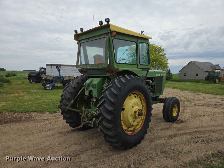 image for item ER1684 1971 John Deere 4620 tractor