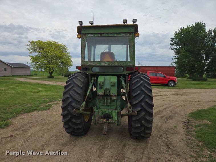 image for item ER1684 1971 John Deere 4620 tractor