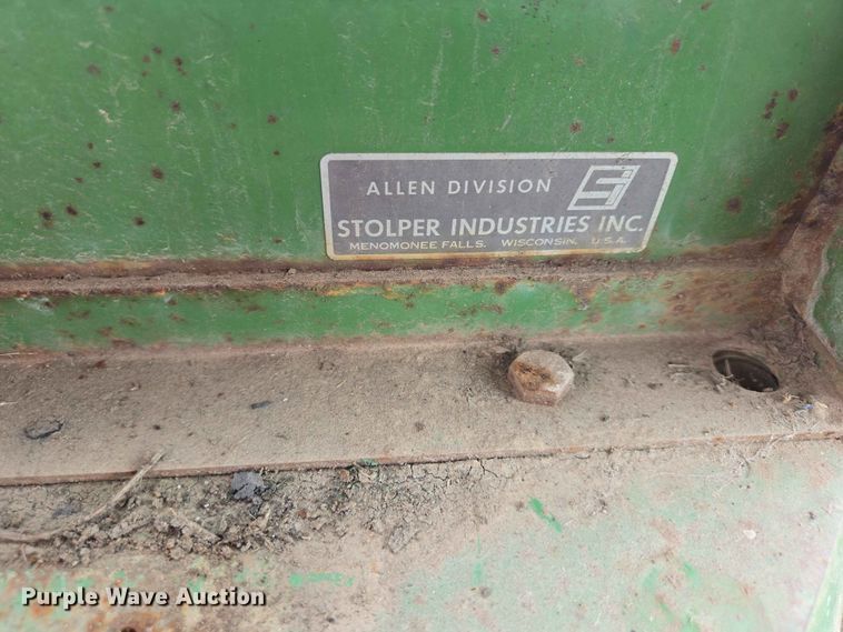 image for item ER1684 1971 John Deere 4620 tractor