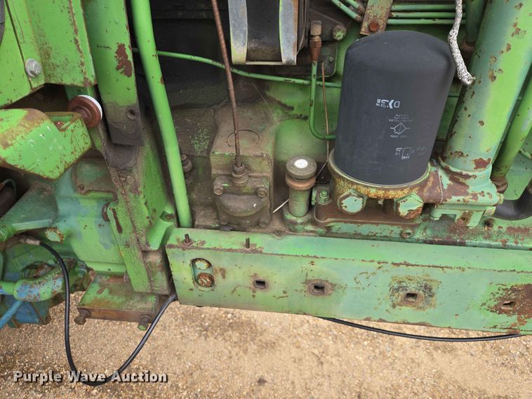 image for item ER1684 1971 John Deere 4620 tractor