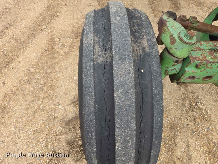 image for item ER1684 1971 John Deere 4620 tractor