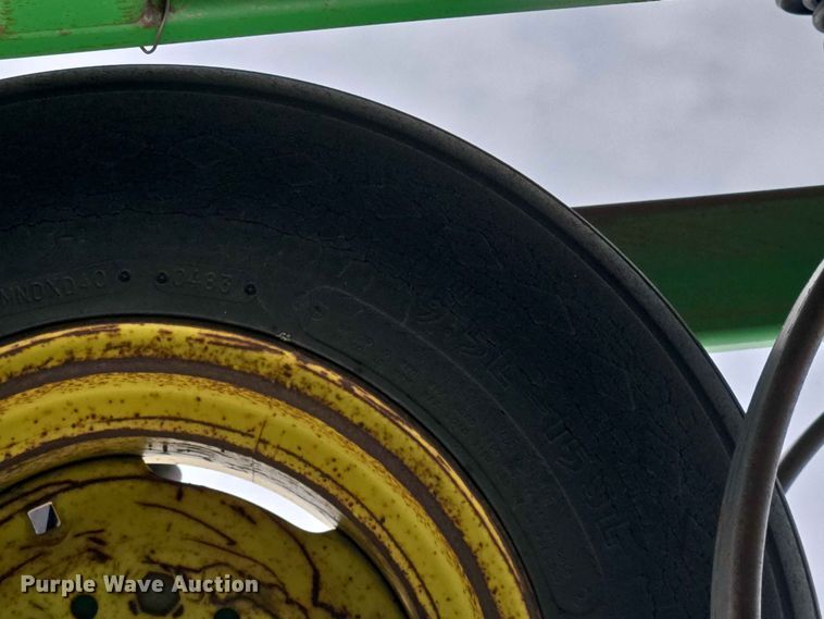 image for item ER1686 John Deere field cultivator