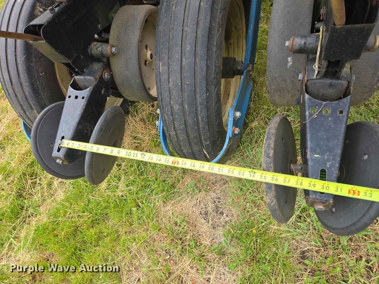 image for item ER1688 Kinze EF planter