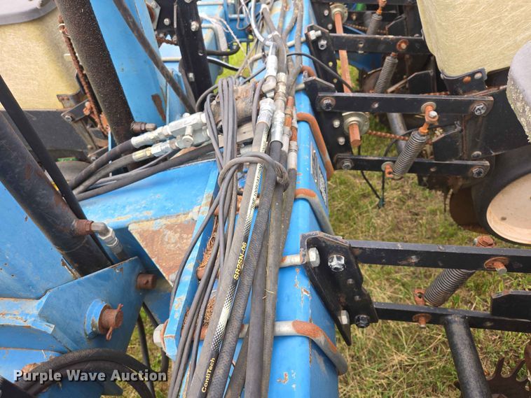 image for item ER1688 Kinze EF planter