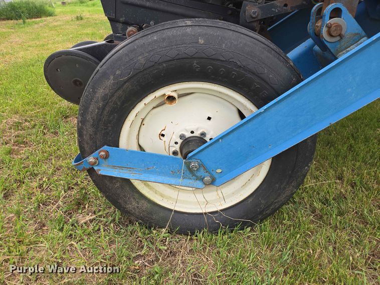 image for item ER1688 Kinze EF planter