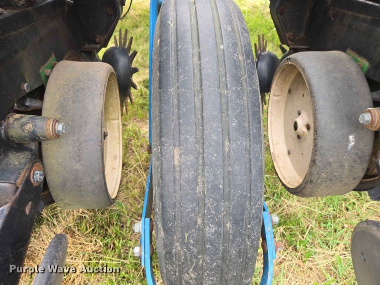 image for item ER1688 Kinze EF planter