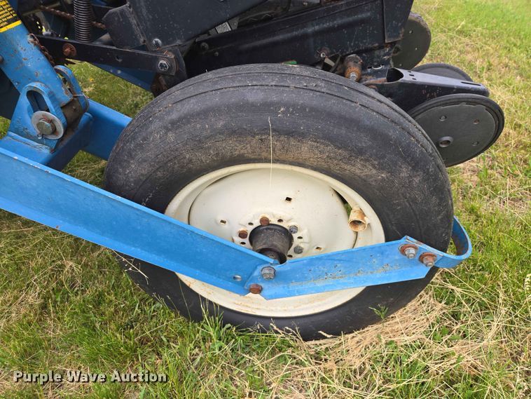 image for item ER1688 Kinze EF planter