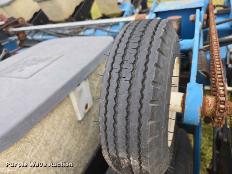 image for item ER1688 Kinze EF planter