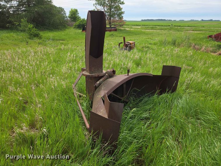 image for item ER1689 (2) snowblowers