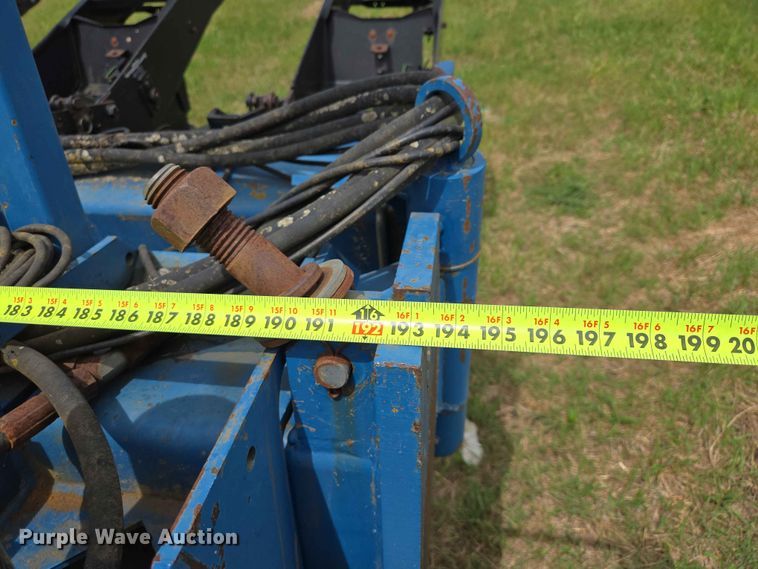image for item ER1693 Kinze 2200 planter