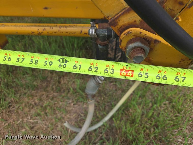 image for item ER1695 John Deere 250 sprayer