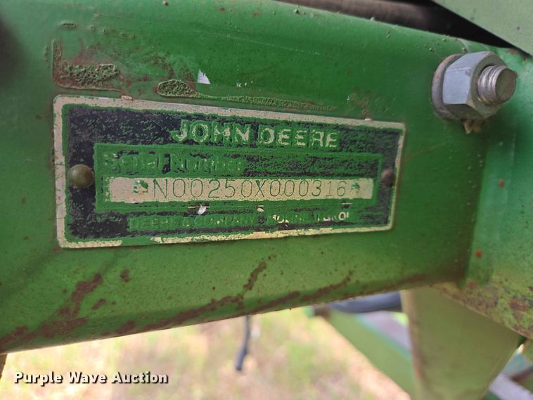 image for item ER1695 John Deere 250 sprayer